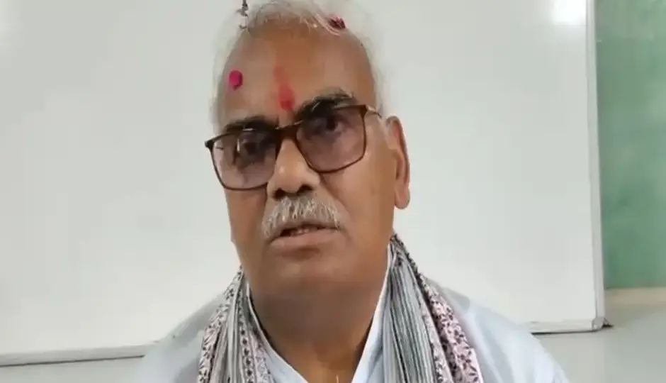 राजस्थान के सरकारी स्कूलों में फोटो-वीडियो पर नए नियम से सियासी घमासान, शिक्षा मंत्री के ‘सुना है’ वाले बयान पर सवाल