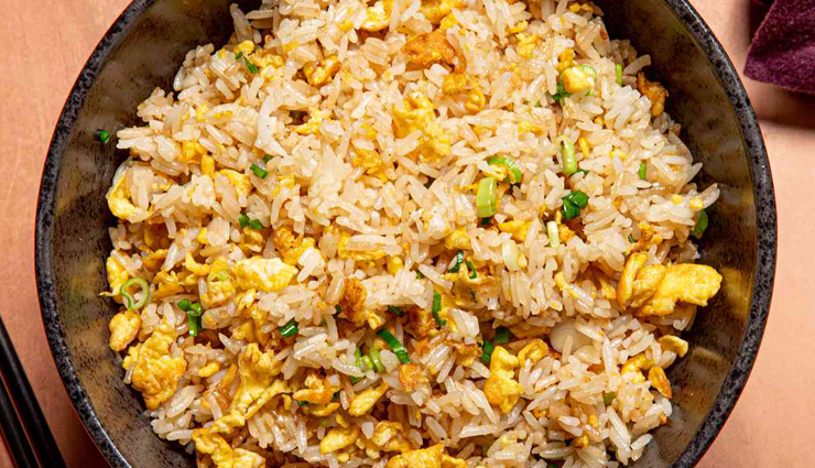restaurant style egg fried rice,homemade egg fried rice,egg fried rice recipe,easy egg fried rice,homemade fried rice,asian-inspired recipes