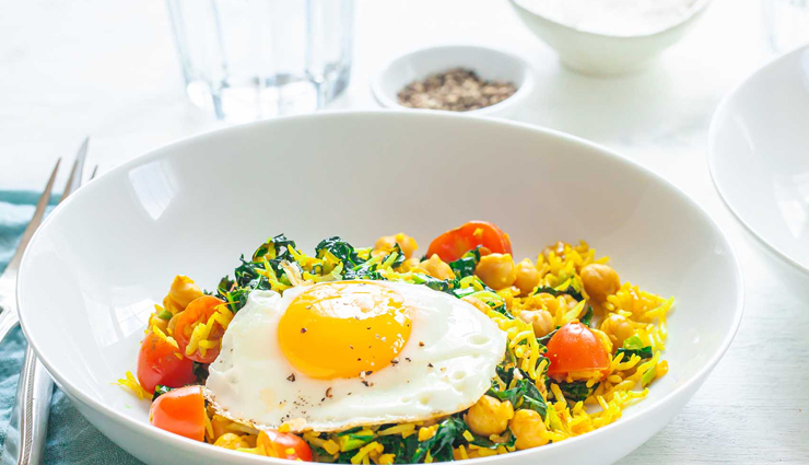 fried rice with eggs and kale,eggs rice,eggs fried rice,kale rice,easy recipes,hunger struck,food