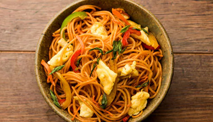 egg noodles,hunger struck,food,easy recipe