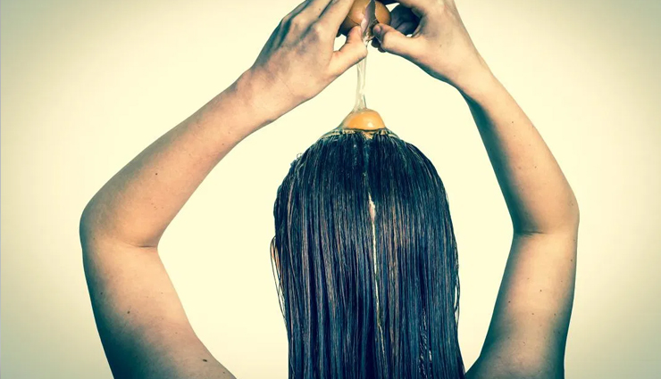 5 Different Ways To Use Egg Yolk For Hair Care
