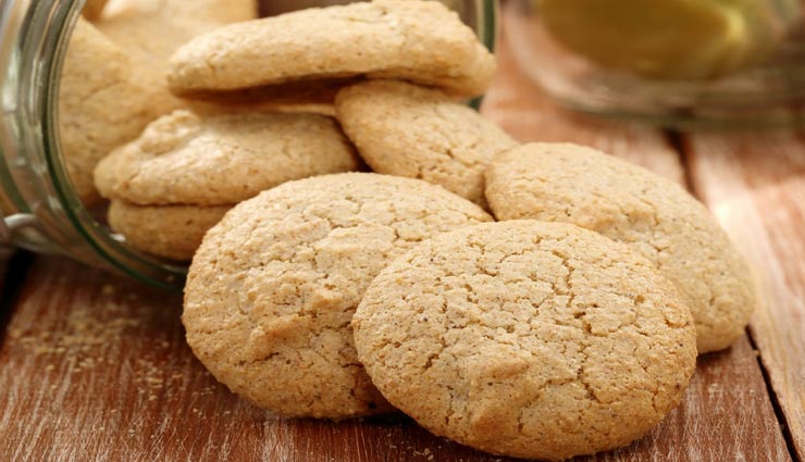 इस तरह बनाए 'एगलैस कोकोनट कुकीज', बढ़ाती है चाय का स्वाद #Recipe