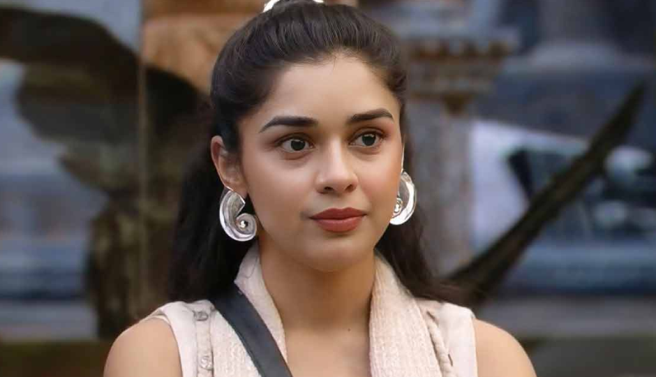 फूट-फूट कर रो रहीं ईशा के नाक से बह रहा था खून, वीडियो वायरल होने पर घबराए फैंस, एक्ट्रेस ने बताई हकीकत