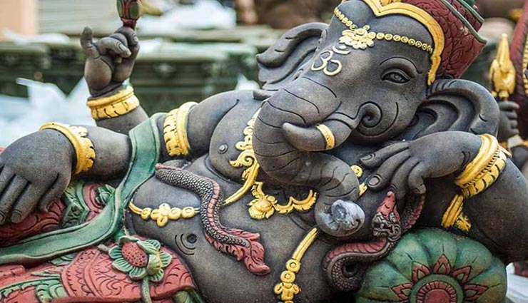 Ganesh Chaturthi 2019: महाभारत से जुड़ा है गणेश जी के एकदंत का राज, जानें इसके बारे में
