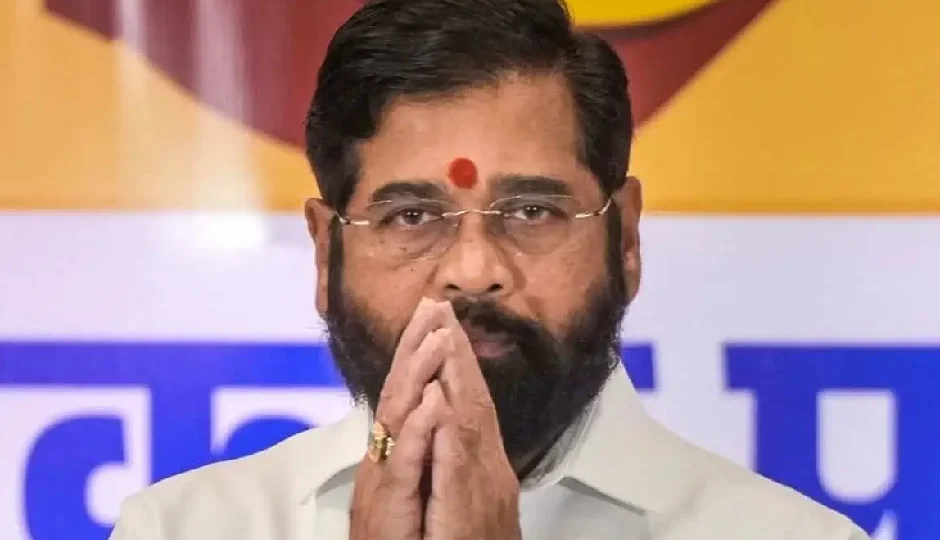 महाराष्ट्र के डिप्टी सीएम एकनाथ शिंदे की तबीयत अचानक बिगड़ी, इलाज के लिए अस्पताल में भर्ती