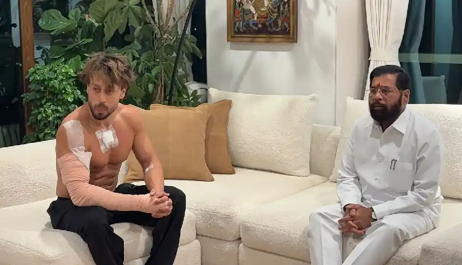 tiger shroff firing,tiger shroff latest news,tiger shroff first photo,ekनाथ shinde tiger shroff,mumbai juhu firing,tiger shroff injury,devendra fadnavis,tiger shroff car attack,bollywood news,mumbai firing incident