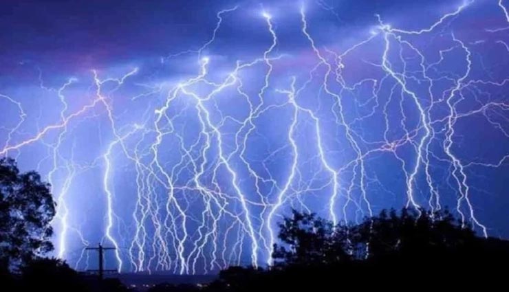 weird news,weird place,mysterious place,venezuela,the most electric place on earth