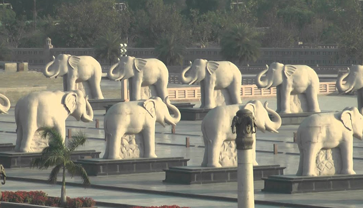 लखनऊ में करना चाहते हैं बच्चों के साथ सैर, चले आइये इन पार्को की ओर parks in lucknow,popular parks in lucknow,famous gardens in lucknow,green spaces in lucknow,recreational parks in lucknow,must-visit parks in lucknow,scenic parks in lucknow,historical parks in lucknow,leisure parks in lucknow,top attractions in lucknow,outdoor activities in lucknow