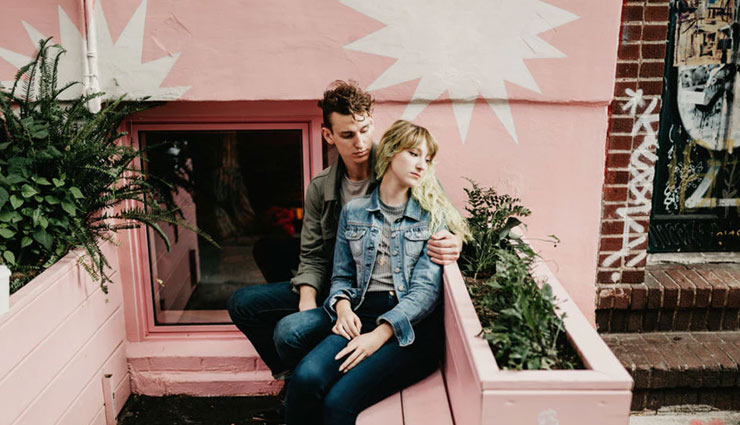 5 Signs That Show You Have a Selfish Partner