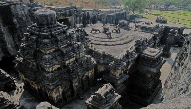 tourist place,indian tourust place,kailash temple in ellora,largest rock cut hindu temple