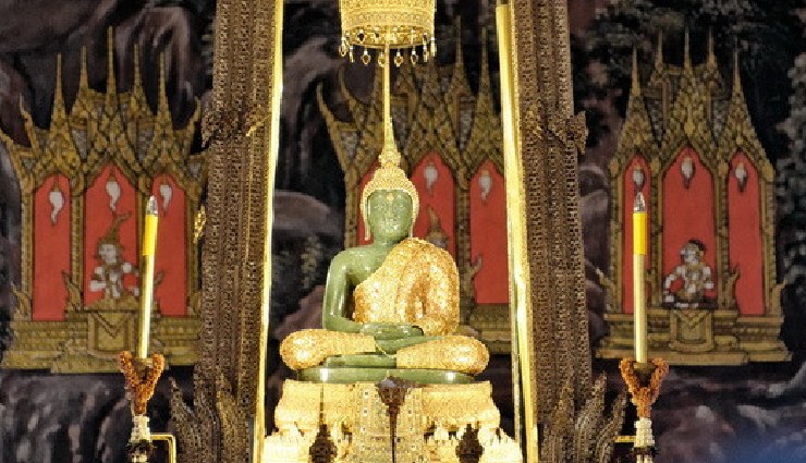 bangkok attractions,things to do in bangkok,best places to visit in bangkok,bangkok travel guide,floating markets bangkok,safari world bangkok,emerald buddha temple,khaosan road nightlife,siam paragon mall,bangkok tourism,lumpini park,sea life ocean world,madame tussauds bangkok,giant swing bangkok,wat suthat temple,bangkok sightseeing,bangkok shopping places,bangkok must-visit places