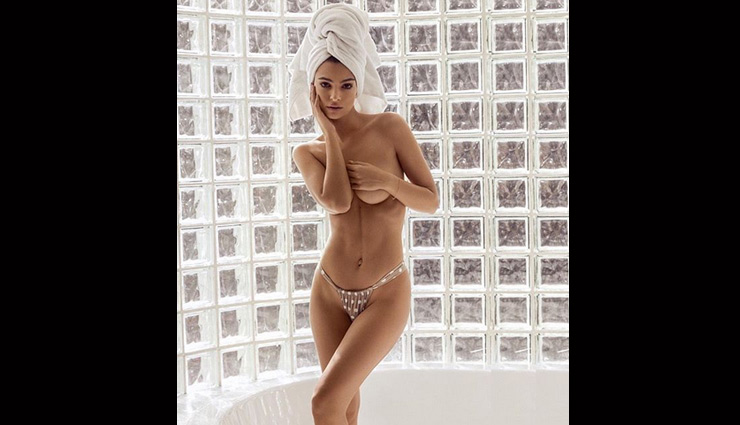topless emily ratajkowski,emily ratajkowski,nude photoshoot,latest photo shoot