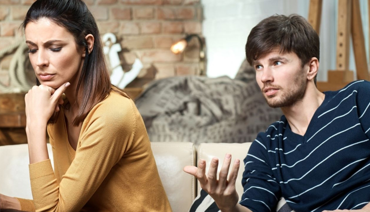 emotional abuse,signs of emotional abuse,dating abuse,toxic relationships,controlling behavior,manipulation in relationships,gaslighting,emotional neglect,verbal abuse,psychological abuse,unhealthy relationships,red flags in dating,emotional abuse in romantic relationships,emotional trauma in dating,emotional abuse warning signs,emotional abuse in love relationships,emotional abuse during courtship