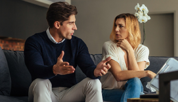 how to emotionally connect with someone,build emotional connection,emotional intimacy tips,ways to connect deeply,strengthen relationship bond,develop emotional intimacy,connecting emotionally,deep conversations in relationships,meaningful connections,emotional intimacy techniques