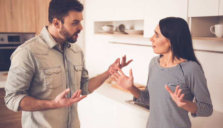 emotionally unavailable,women emotionally unavailable,signs women emotionally unavailable