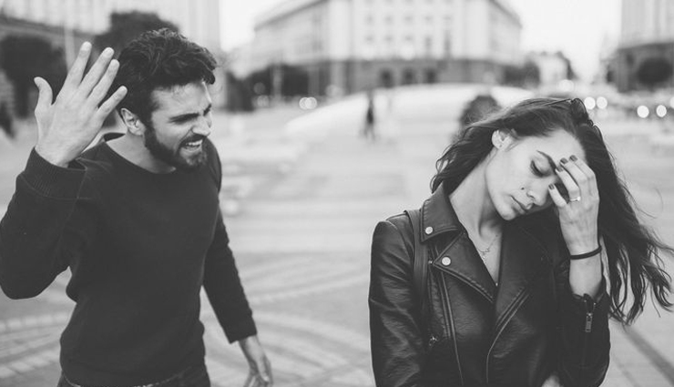 emotionally unavailable,women emotionally unavailable,signs women emotionally unavailable