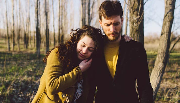 relationship tips,relationship tips in hindi,wrong partner selection,signs of wrong partner