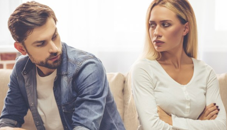 signs of emotionally unavailable woman,emotionally unavailable women in relationships,recognizing unavailability in a woman,emotional unavailability warning signs,red flags of emotionally unavailable women,dating an emotionally unavailable woman,understanding unavailability in relationships,dealing with emotionally unavailable partner,emotional distance in romantic relationships,relationships with unavailable women