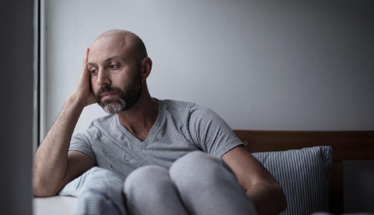 signs something off in your relationship,relationship disconnect,when intimacy fades in a relationship,communication breakdown in relationships,relationship phases,how to fix a troubled relationship,emotional disconnect in relationships,signs of a relationship crisis,strengthening a relationship,overcoming relationship disillusionment