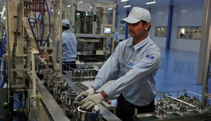 'Make in India' Goes Off-track, Country Gets Focused on IT Sector