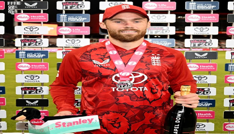 फिल साल्ट का तूफान: साउथ अफ्रीका के खिलाफ 39 गेंदों में शतक, इंग्लैंड ने 304 रन ठोककर रच दिया इतिहास