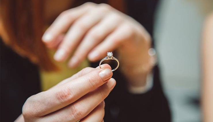 6 Signs That Mean It Might Be Time To Break Off Your Engagement
