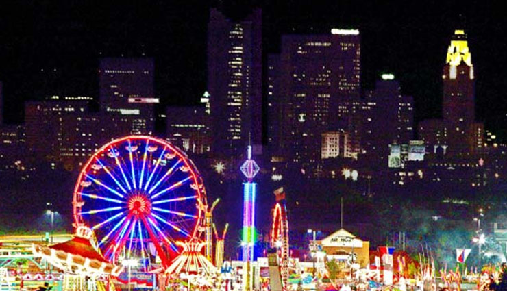 देश ही नहीं विदेशों में भी बनाई जाती है दिवाली, सभी की अपनी अनोखी मान्यताएं holidays,diwali special,country celebrate diwali,nepal,srilanka,myanmar,england,spain,iran