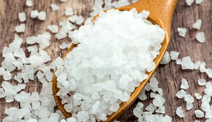 Health tips,4 ways to treat stiff neck at home,health tips for working women,health tips for working men,easy health tips,home remedies for neck pain