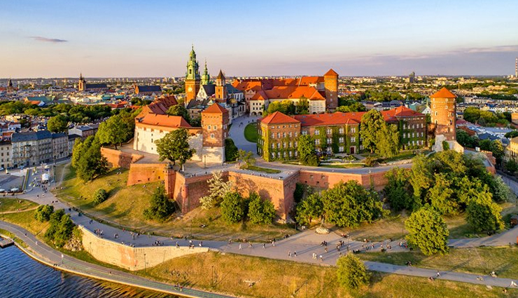 must visit countries to visit in eastern europe,holiday,travel,tourism