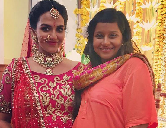 IN PICS Esha Deol's Godh Bharai Rasam is Too Much Traditional Affair