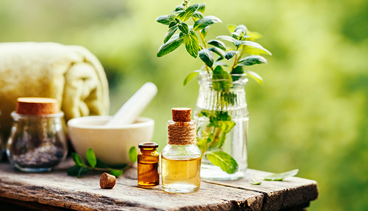 7 Essential Oils To Treat Migraines and Headaches