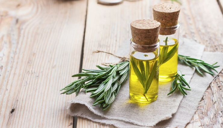 peppermint essential oil,lavender essential oil,eucalyptus essential oil,chamomile essential oil,rosemary essential oil,clary sage essential oil,frankincense essential oil,essential oils,essential oils for migraines,tips for headaches,Health tips,fitness tips