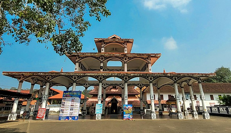 famous temples to visit in kerala,must-see temples in kerala,kerala renowned temples you should not miss,top temples to explore in god own country,kerala iconic temple destinations to visit,essential temples to experience in kerala,discovering the must-visit temples of kerala,kerala most revered temples for tourists,exploring kerala famous temple sites,temple hopping in kerala: must-visit destinations