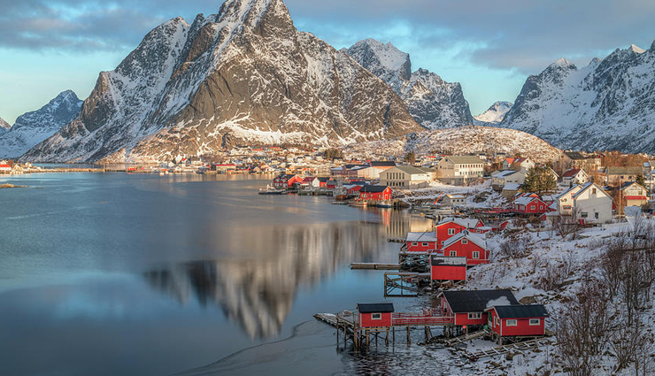 beautiful villages to visit in europe,europe,reine,norway,geiranger,smogen,sweden,isafjorour,iceland,siglufjorour,iceland,castle combe,uk