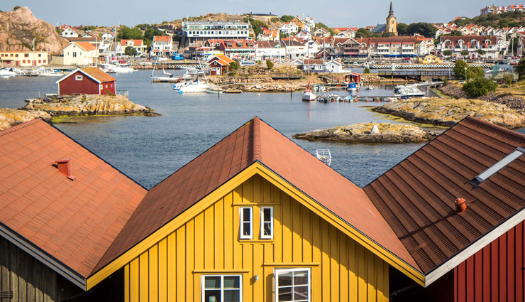 beautiful villages to visit in europe,europe,reine,norway,geiranger,smogen,sweden,isafjorour,iceland,siglufjorour,iceland,castle combe,uk