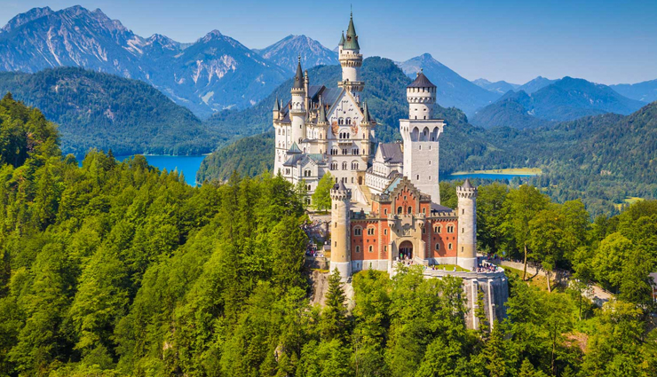 must-visit european destinations,top places to explore in europe,european travel gems,best spots to visit in europe,unmissable european attractions,europe fantastic travel destinations,explore europe wonders,hidden gems in europe,european travel experiences,europe adventure spots,european travel must-sees,iconic european destinations,hidden european travel gems,european sightseeing wonders,best european travel experiences,europe scenic travel spots,european adventure discoveries,charming european getaways,exploring europe landmarks,european wanderlust destinations