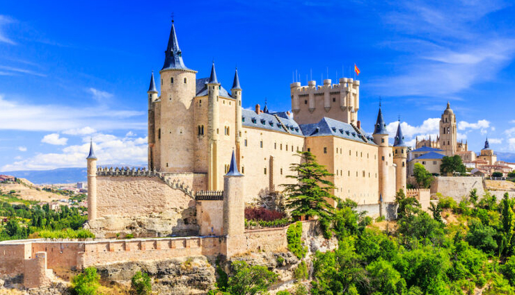 magical castles,magical castles in europe