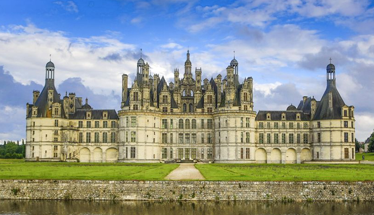 magical castles,magical castles in europe