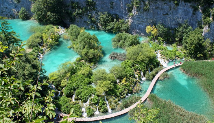 must-visit european destinations,top places to explore in europe,european travel gems,best spots to visit in europe,unmissable european attractions,europe fantastic travel destinations,explore europe wonders,hidden gems in europe,european travel experiences,europe adventure spots,european travel must-sees,iconic european destinations,hidden european travel gems,european sightseeing wonders,best european travel experiences,europe scenic travel spots,european adventure discoveries,charming european getaways,exploring europe landmarks,european wanderlust destinations