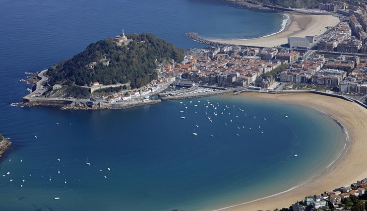 beaches to visit in europe,europe,must visit beaches,costa rei,italy,balos lagoon,greece,porto santo beach,portugal,la concha,spain,sandwood bay,united kingdom