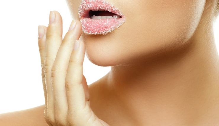 Easy Ways To Exfoliate Lips at Home