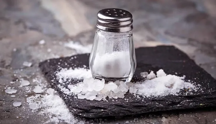 foods to avoid for flat stomach,belly fat diet mistakes,how to lose belly fat,flat stomach tips,worst foods for belly fat,diet for toned abs,belly fat reduction foods,avoid foods for weight loss,stomach fat health risks,flat belly diet tips