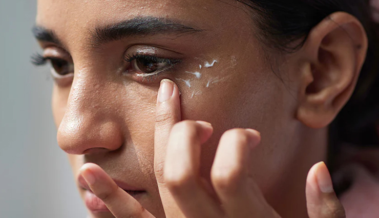 skin care products to avoid under eyes,products not to use near eyes,eye area skincare tips,products to skip for under eye care,skincare mistakes to avoid around eyes,under eye skincare precautions,best practices for under eye skincare,gentle products for delicate under eye area