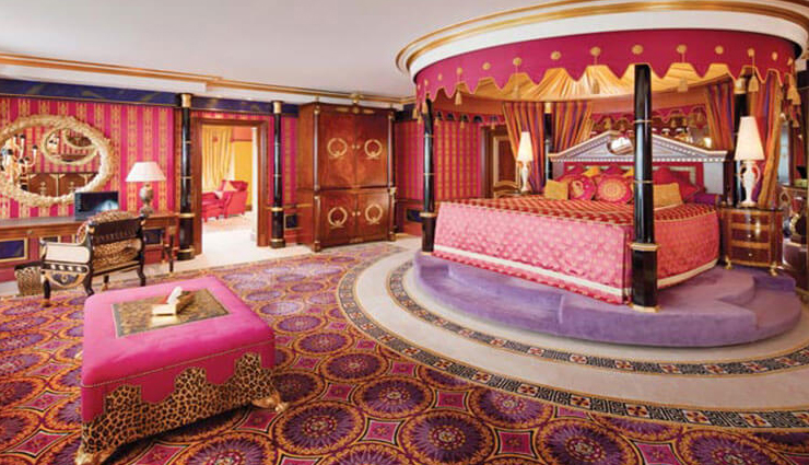 expensive hotel rooms around the world,hotel rooms,lal villa du comte,the 13,macau,imperial suite,park hyatt paris,paris,royal suite,burj al arab jumeirah,dubai,presidential suite,hotel principe di savoia,milan,manor house suite,rosewood london,villa la cupola,the westin excelsior,rome