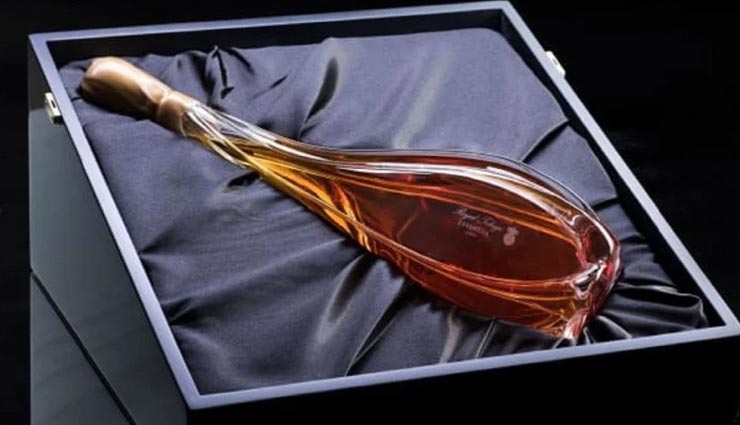 weird news,weird information,weird wine,worlds most expensive wine,essencia 2008 decanter