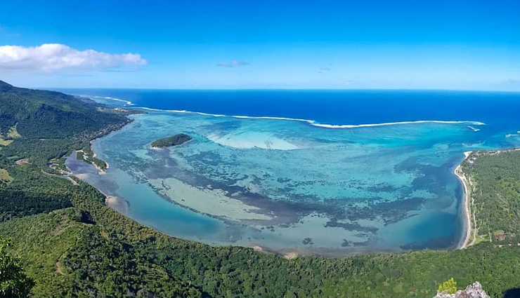 things to do in mauritius,mauritius attractions,must-visit places in mauritius,mauritius travel experiences,top activities in mauritius,exploring mauritius,tourist hotspots in mauritius,mauritius adventure and culture,best sightseeing spots in mauritius,mauritius travel guide