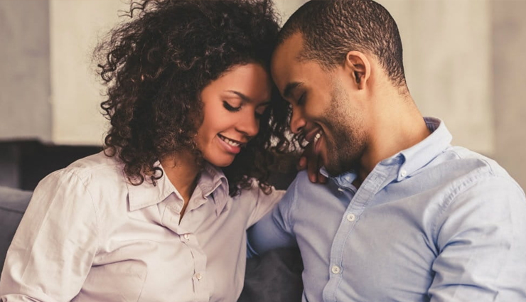 10 Ways To Say  'I Love You' Without Uttering a Word