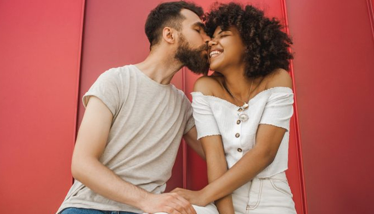 ways to express love,love for partner,couple tips,relationship tips