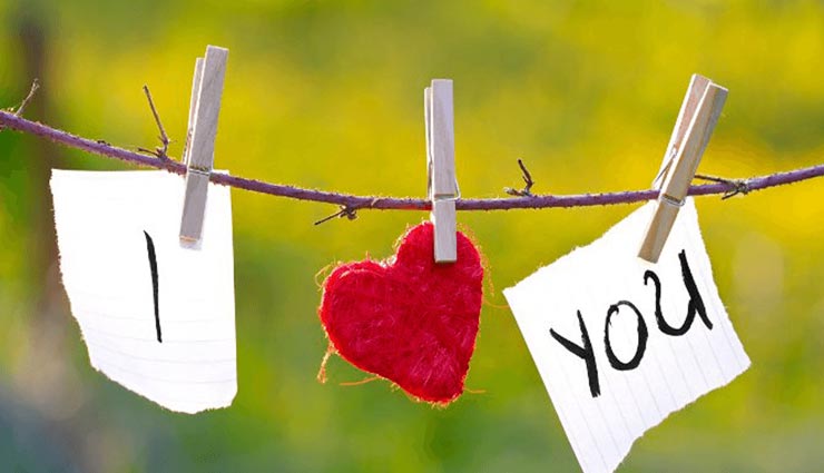 इन 4 तरीकों से करें अपने प्यार का इजहार, पार्टनर को होगा खुशी का अहसास