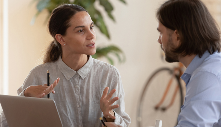 natural confidence tips,how to appear confident,boosting self-confidence,confident body language,projecting confidence naturally,confidence in social settings,confident appearance tips,improve self-confidence,confidence through posture,confidence-building techniques